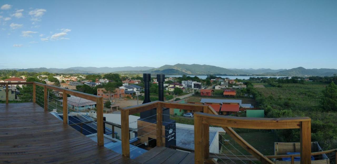 Lake View Guest House Praia do Rosa Exterior photo