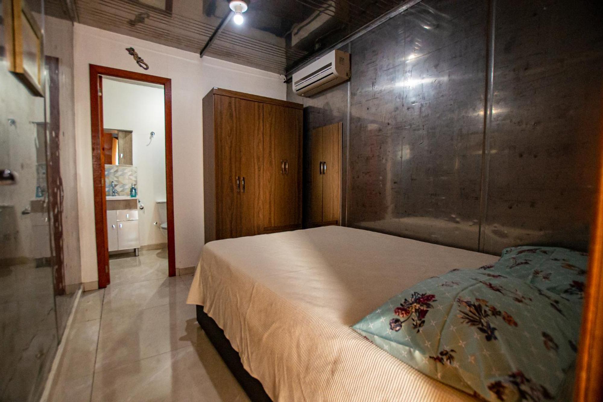 Lake View Guest House Praia do Rosa Room photo